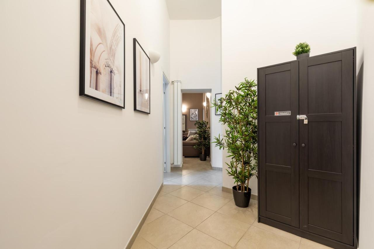 Residenza Piazza Di Spagna Rome Bagian luar foto